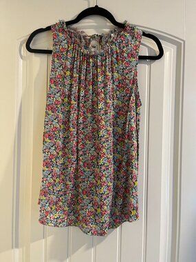 Gap blouse tank top with tie back sz. M